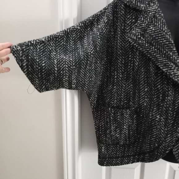 🥰GHARANI STROK LONDON oversized tweed jacket🥰 - Picture 2 of 5